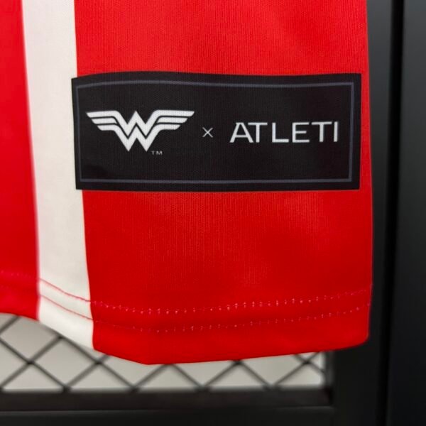 Edición Especial Atlético de Madrid x Wonder Woman 25/26 - Imagen 4